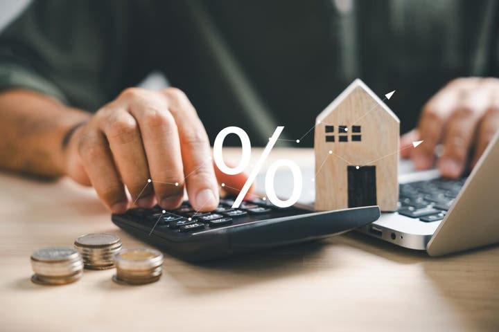 Home Insurance Premiums Jump 9.3% to Nearly $2,000 Annually As Climate Change And Tariffs Influence Market