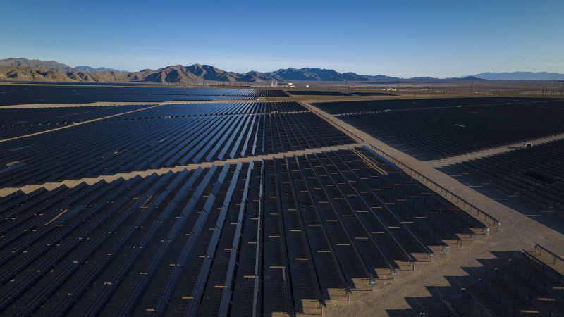 The Trump administration quietly canceled the nation’s largest solar project