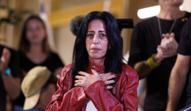 Israelis look forward to homecomings