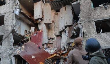 un mort et plusieurs blessés lors de bombardements russes dans les oblasts de Zaporijia et Kiev, selon les autorités locales