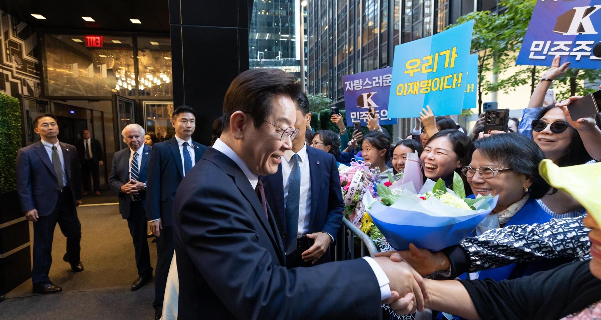US Koreans say dual nationality pledge overlooks birthright, tax hurdles