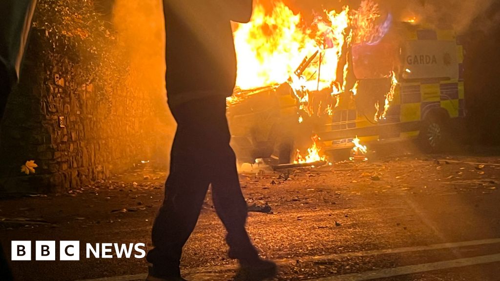 Six arrests after violent protest outside asylum seeker hotel