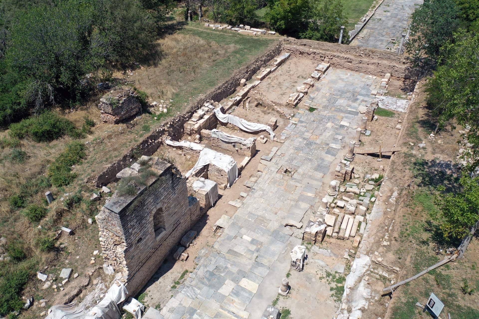 Traces of a medieval market discovered in Türkiye