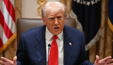 Trump Says He's 'Very Disappointed' With Putin As He Weighs Providing Ukraine With Tomahawks