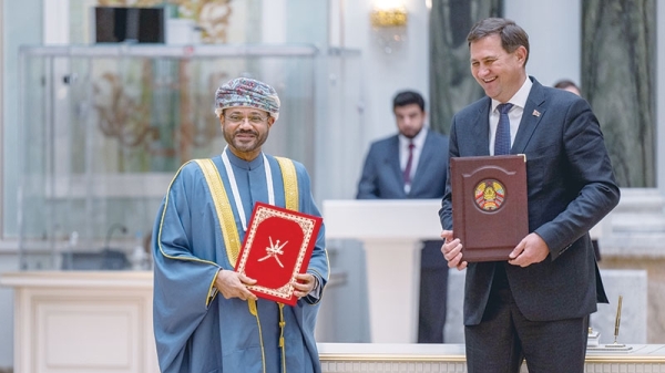Oman, Belarus officials sign several agreements, MoUs
