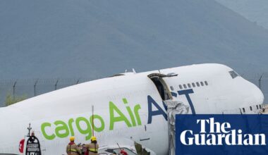 Hong Kong: two killed after cargo plane veers off runway into sea while landing | Hong Kong