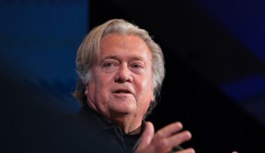 Steve Bannon Slams Marco Rubio Over Israel Photo-Op