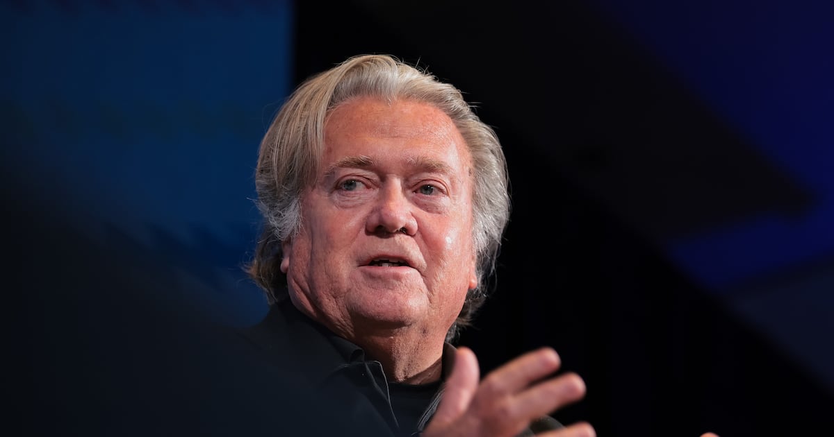 Steve Bannon Slams Marco Rubio Over Israel Photo-Op