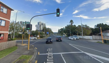 Henderson, West Auckland intersection reopened, man in custody after ‘threatening comments’