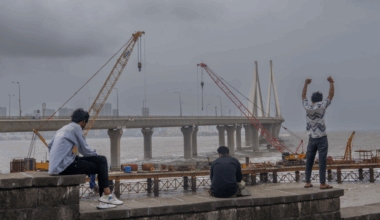 2 Iranian fishermen released after 19 months in Indian custody