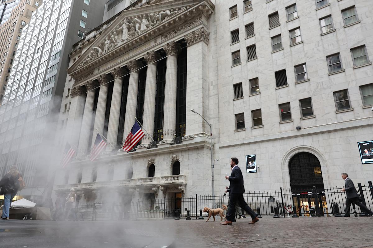 Dow, S&P 500, Nasdaq futures rise with fresh earnings, US-China trade war in focus