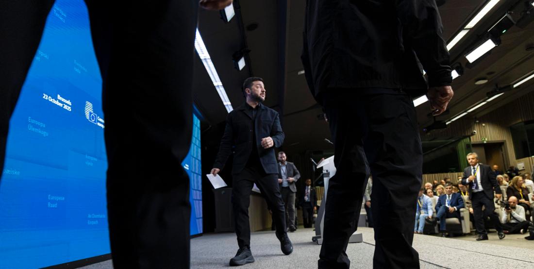 Woldymyr Selenskyj bei Beratungen mit der EU in Brüssel. Im laufenden Ukraine-Krieg setzt der Präsident auf gezielte Angriffe gegen Russlands Wirtschaft.