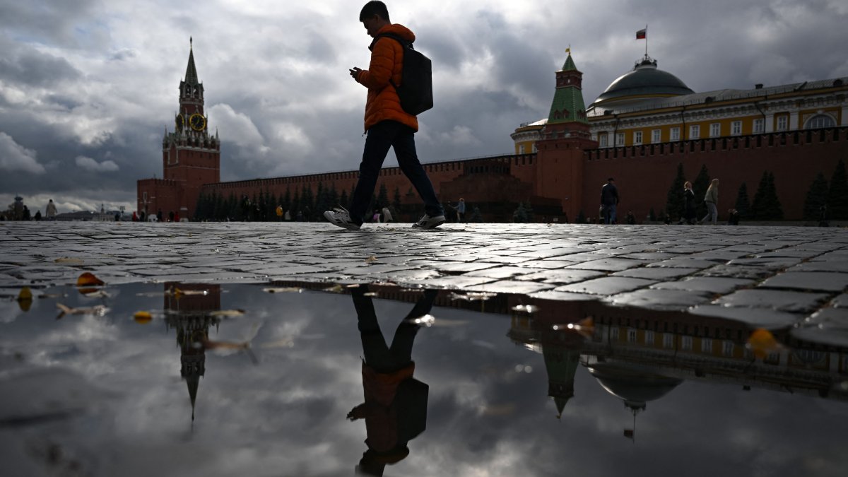 Kremlin offers 'no precise timeframe' for Trump-Putin summit