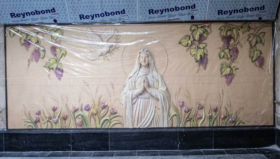 bne IntelliNews - Iran's capital Tehran showcases new "Virgin Mary" Metro station