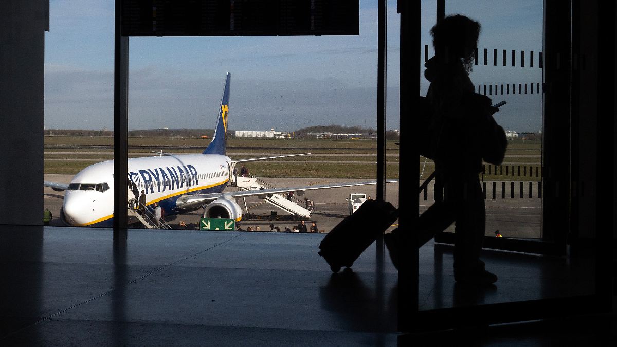 Ryanair kürzt Deutschland-Flüge: "Wenn wir uns zurückziehen, kann sich bald niemand mehr leisten zu fliegen"