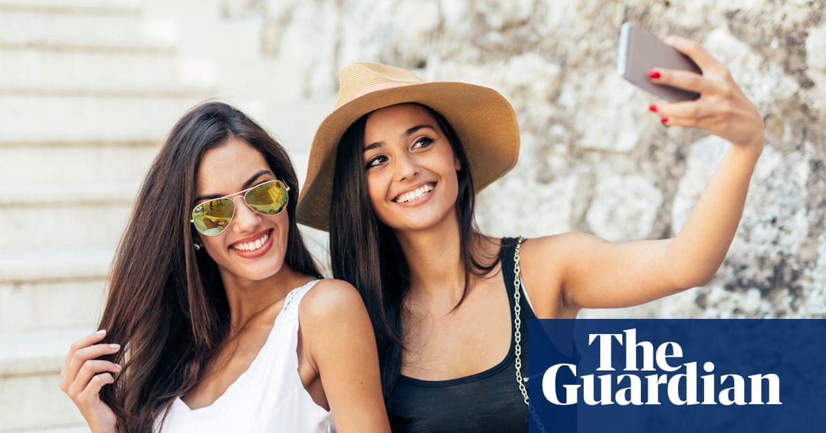 Almost a fifth of young UK adults use AI to design holiday, study finds | Travel & leisure