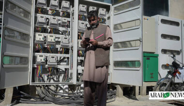 Pakistan unveils electricity subsidy for industry, farmers amid IMF-backed energy overhaul