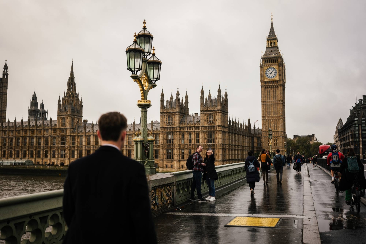 MI5 warns U.K. politicians of spying efforts by China, Russia and Iran