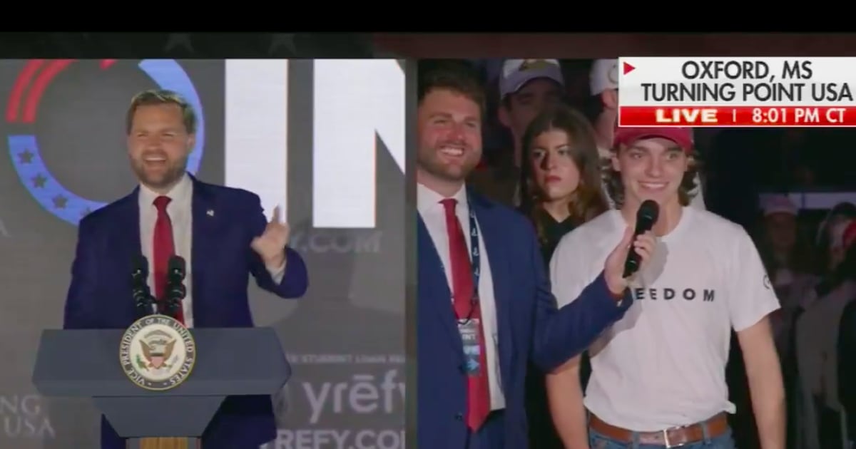Teen MAGA Superfan Confronts J.D. Vance on Trump’s ‘Disturbing’ Tendencies