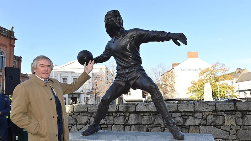 Pat Jennings memorabilia fetches twice sum expected at auction and sets new record