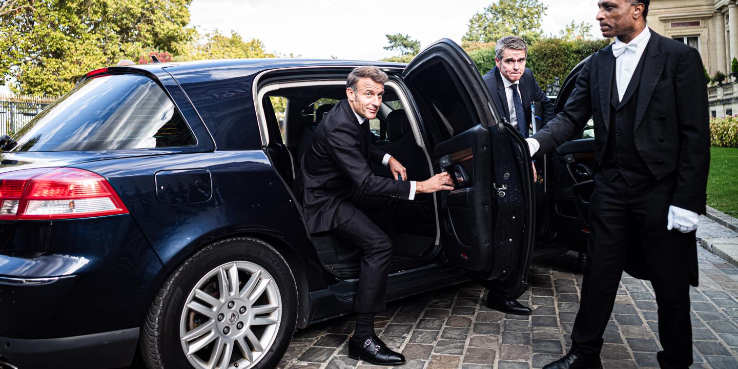 Emmanuel Macron va se réunir avec les chefs de partis hors RN et LFI, Jean-Luc Mélenchon réclame « ou bien une nouvelle dissolution ou une présidentielle anticipée »