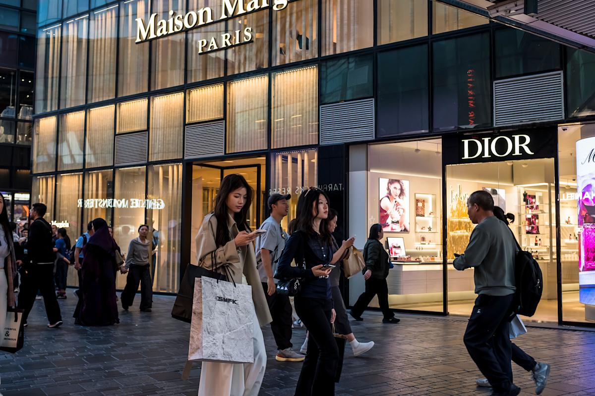 European stocks rise as China’s economic growth hits one-year low