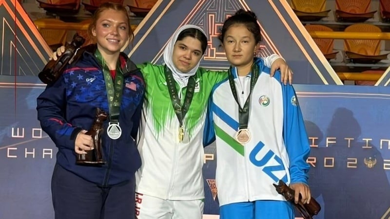 Iran’s female para weightlifter wins world championship