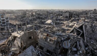 Offenbar nach Waffenruhe-Verstoß: Berichte: Israel fliegt Luftangriffe in Gaza