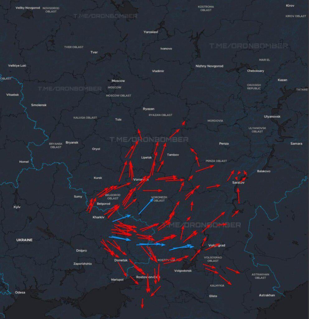 Ukrainian long-range strike drones and jet drones (blue arrows) are attacking Russian military facilities. Information is current as of 00:00