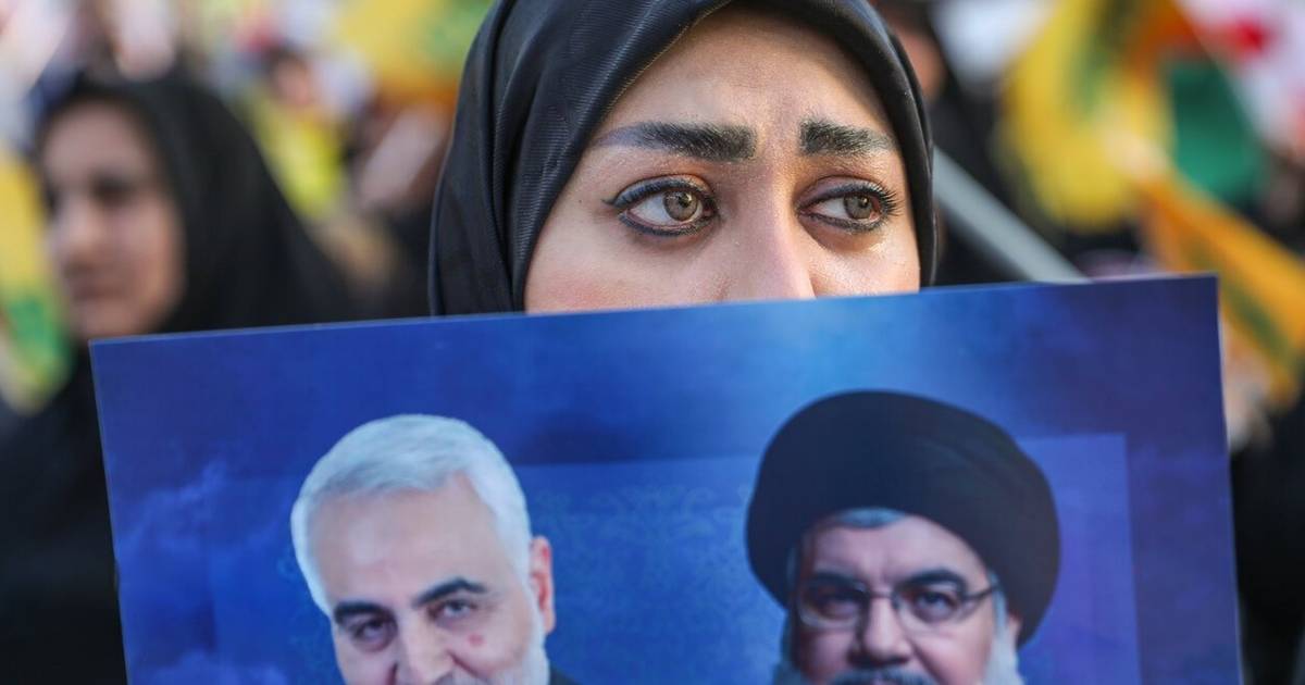Trump’s peace overtures stir uneasy debate in beleaguered Iran