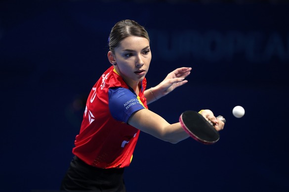 FOTO România este vicecampioană europeană la tenis de masă atât la feminin, cât și la masculin