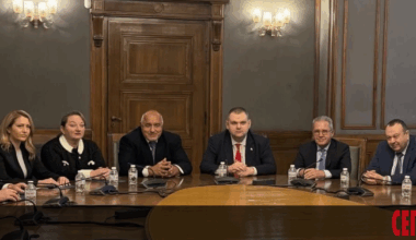 Управляващите са опасни за България