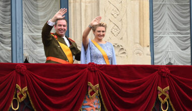 Grand Duke Guillaume and Grand Duchess Stéphanie wave from the balcony of the Palais on the day of the change of throne.