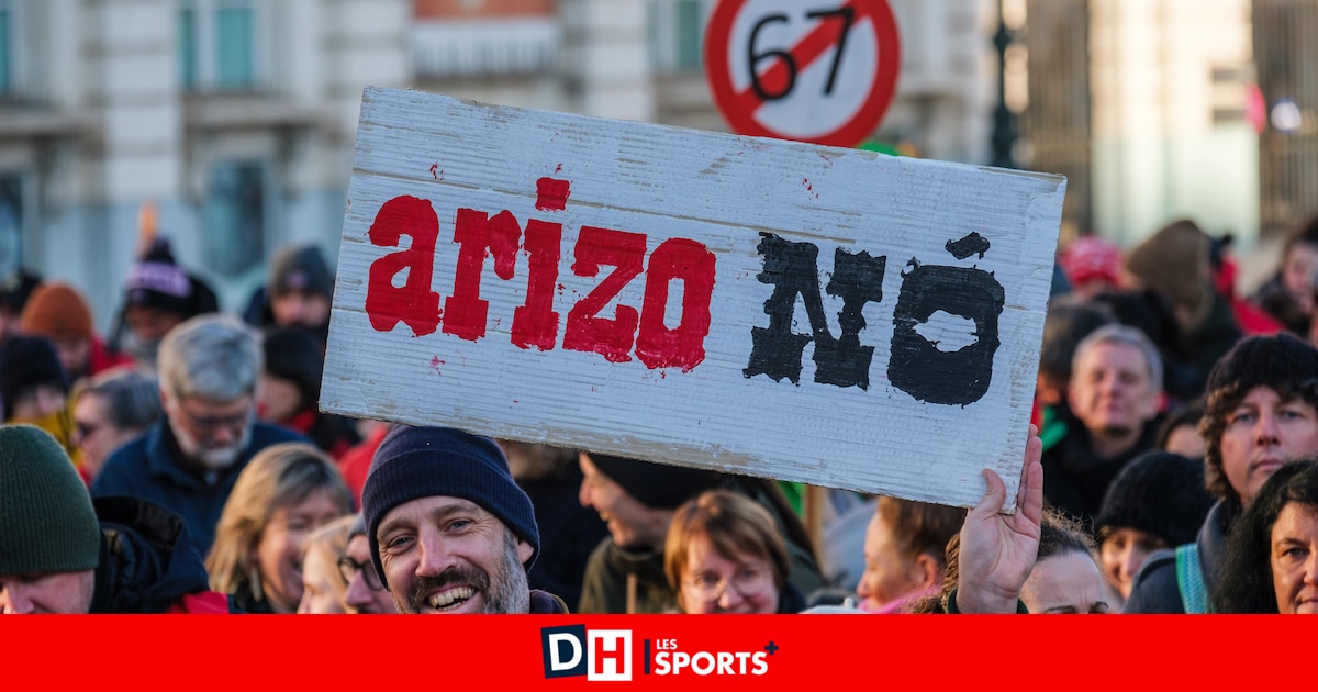 DIRECT - Manifestation nationale contre les réformes de l'Arizona: les aéroports à l'arrêt, fortes perturbations pour les transports en commun