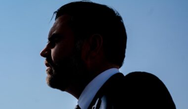 EN DIRECT, Gaza : en Israël, J. D. Vance, vice-président des Etats-Unis, qualifie le vote de la Knesset sur l’annexion de la Cisjordanie d’« insulte » - Le Monde.fr