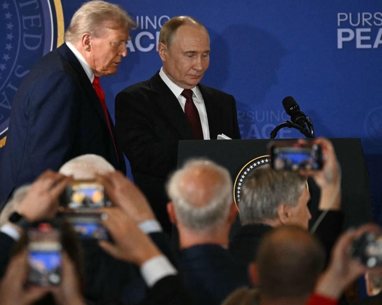 The Trump-Putin Summit in Budapest Has Been Postponed. The White House Halted Preparations, Saying the Parties Are Not Yet Ready for Talks