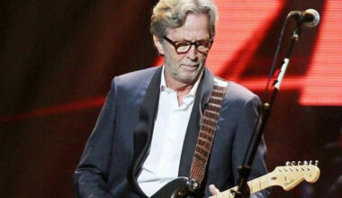 Eric Clapton, en diciembre del 2012, durante un concierto benéfico en favor de los damnificados por el huracán Sandy.