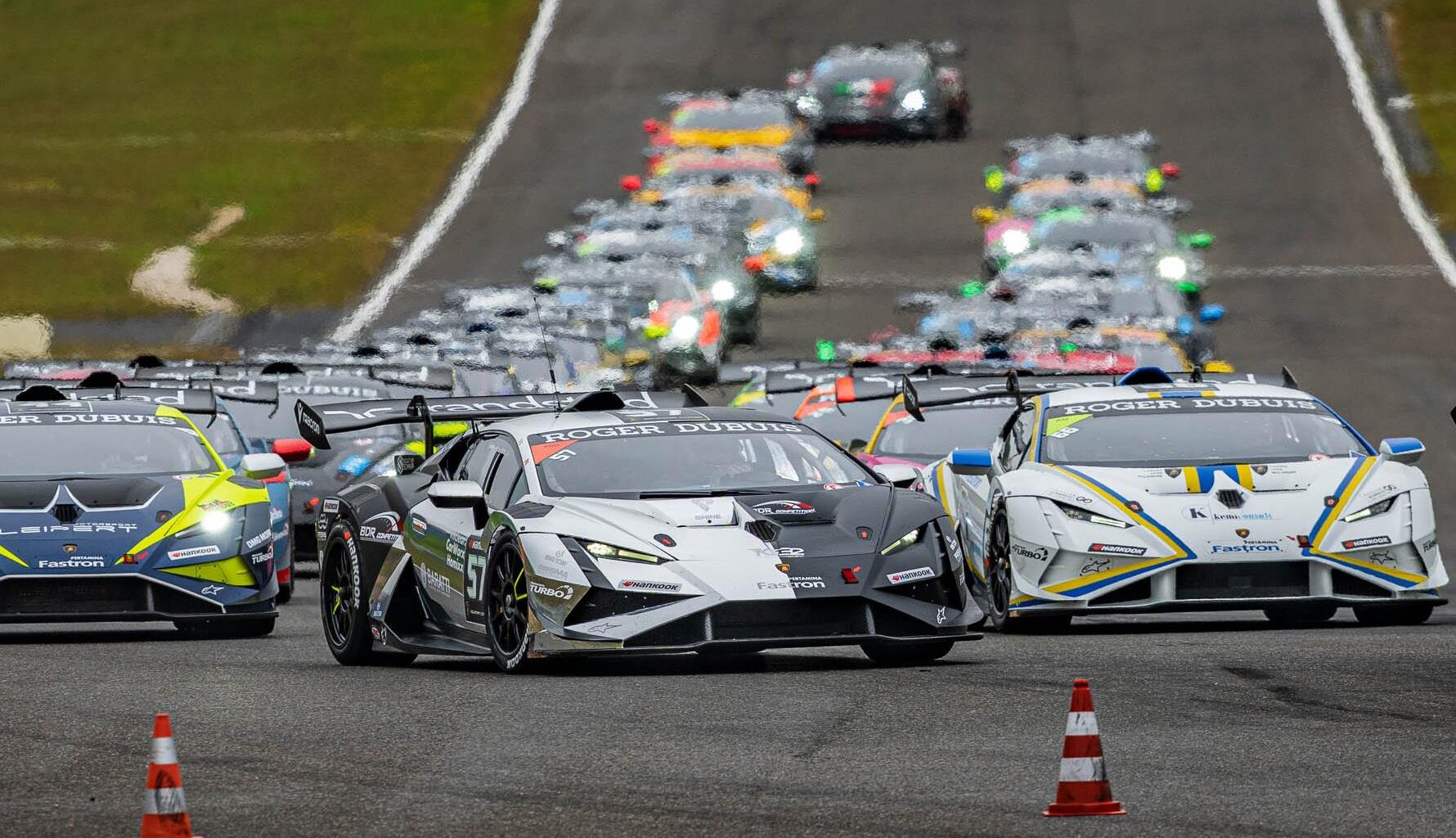 La suspense demeure entier à Barcelone en Lamborghini Super Trofeo Europe