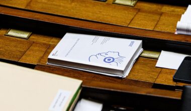 les débats avancent très lentement, encore 2 780 amendements à examiner