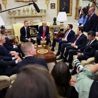 Trump says 'stepping up pressure' to end Ukraine war | National