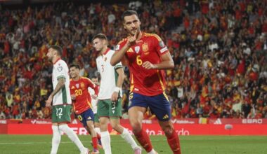 Mikel Merino celebra uno de sus dos goles. - EFE