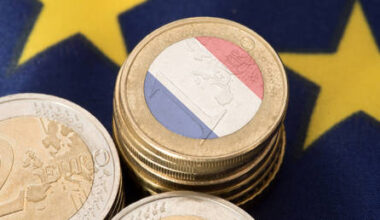 France's Central Bank chief warns of economic 'suffocation'