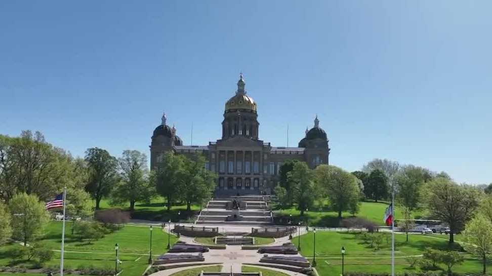 Federal judge upholds block on Iowa immigration law