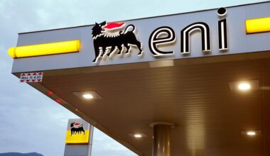 Eni, Argentina's YPF progressing on Vaca Muerta gas project, Italy's minister says