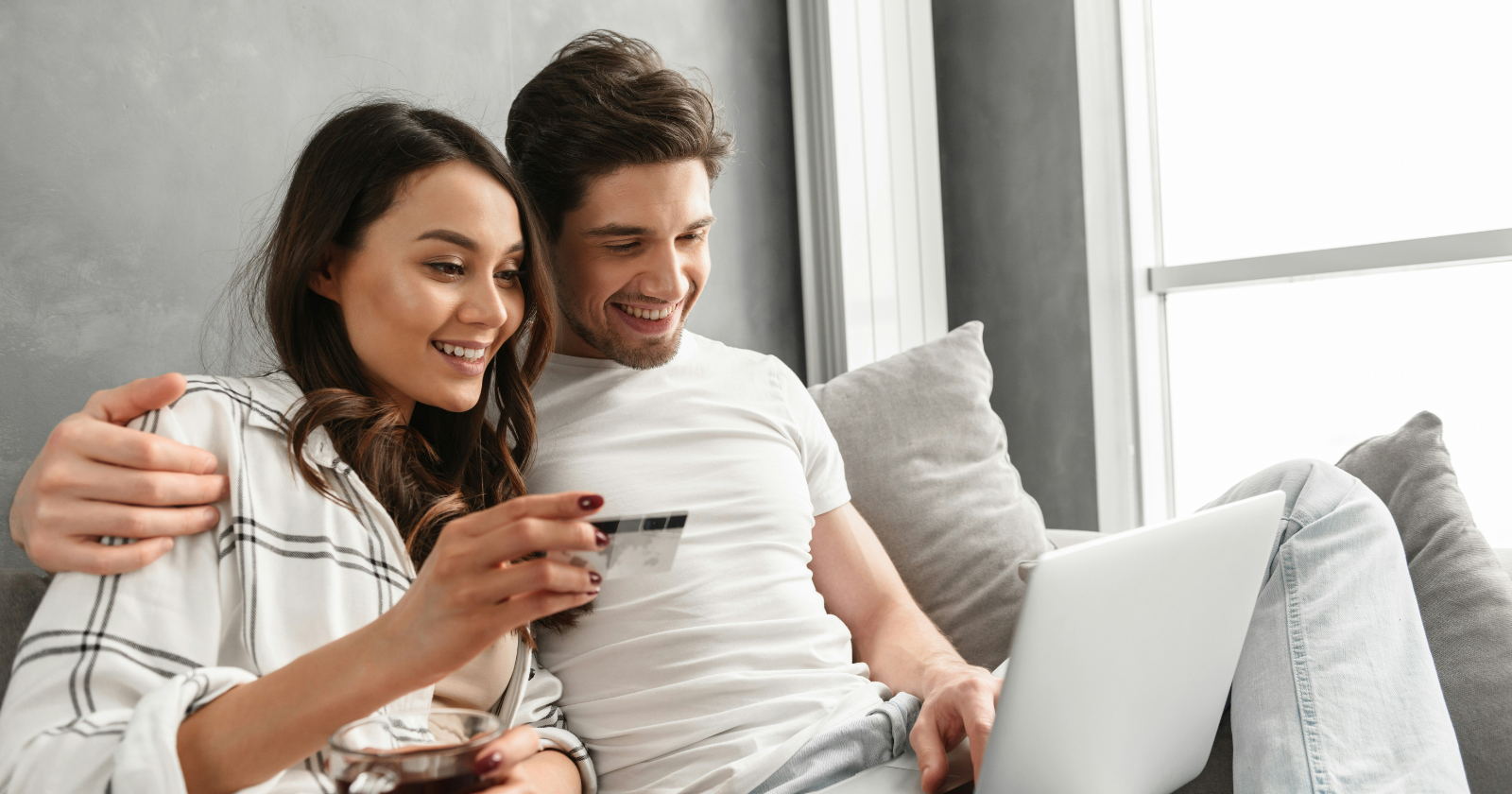 7 weekly “micro-purchases” that drain a middle-class budget fast