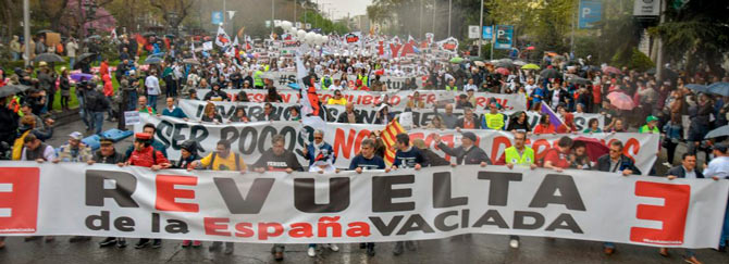 ¿POR QUÉ EXISTE LA ESPAÑA VACIADA?: EL MODELO ECONÓMICO QUE ANIQUILÓ AL MUNDO RURAL