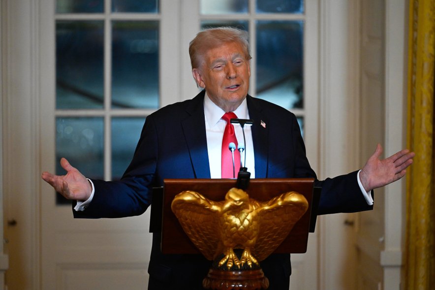 Ameriški predsednik je že v nedeljo izjavil, da bi lahko s Putinom spregovoril o morebitni dobavi raket tomahawk Ukrajini.