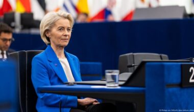 Pressure Mounts on Europe’s Ursula von der Leyen – DW – 10/07/2025