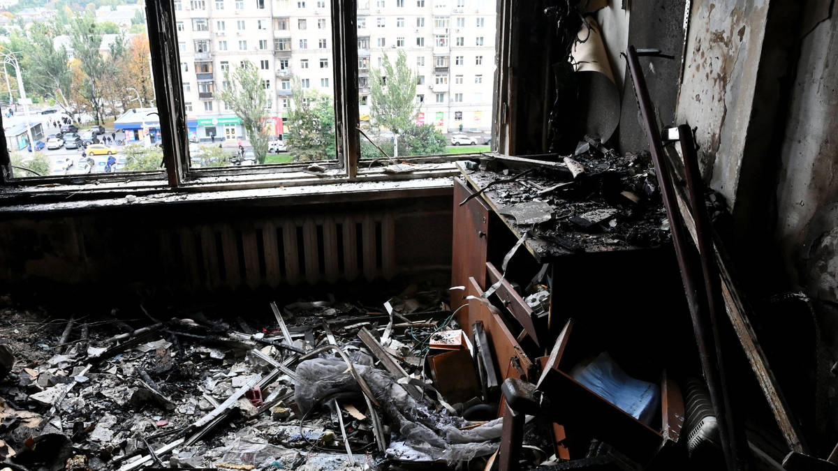 Power restored to more than 800,000 residents in Kyiv a day after major attacks by Russia