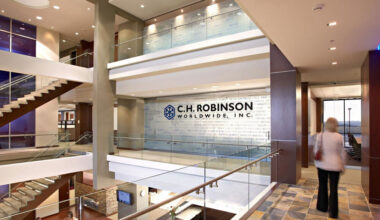 C.H. Robinson again is strong, and Wall Street throws roses